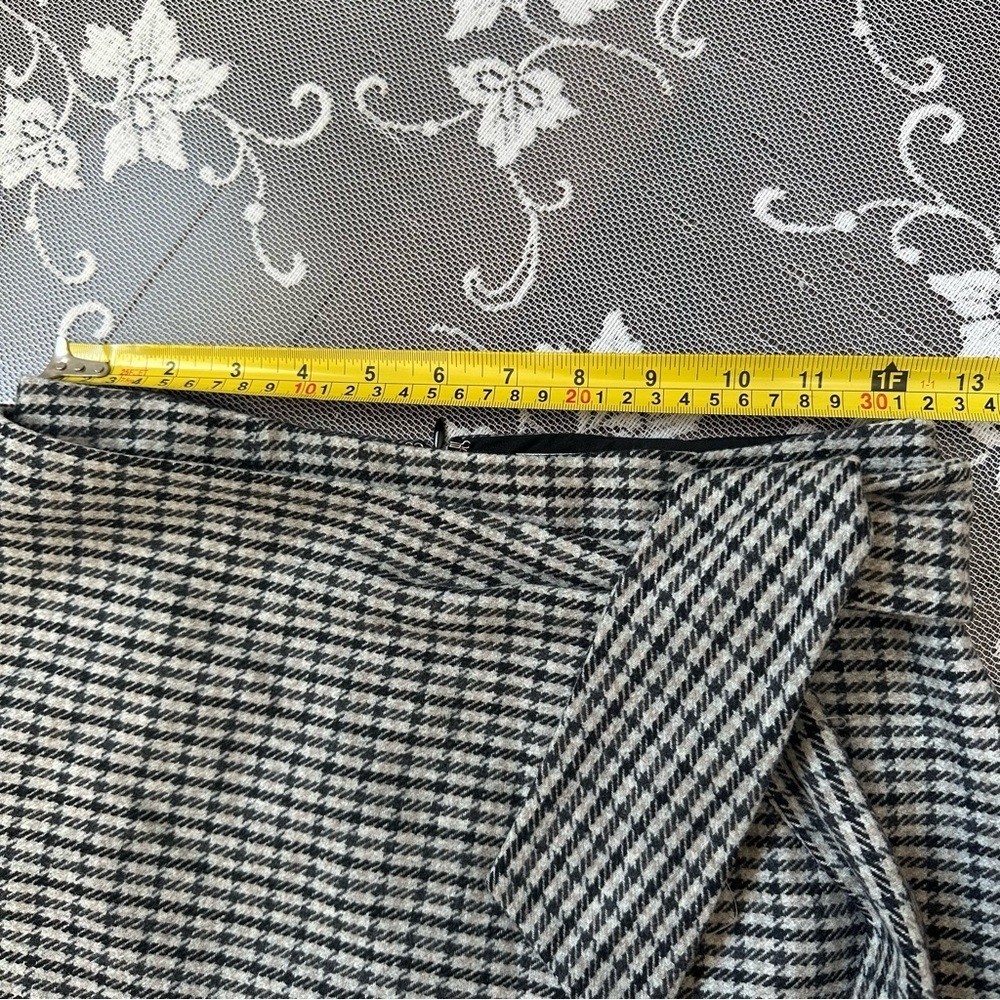 Aritzia Wilfred Wrap-Front Wool Cashmere Blend Mini Skirt Sz 2 - Picture 9 of 10